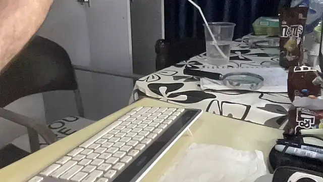 coach-karl live sex cam