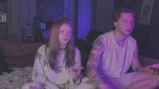 Frend_Zone live sex cam