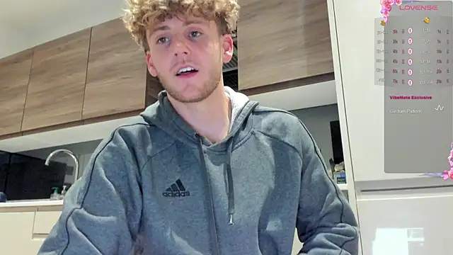 DominantAlex18 live sex cam