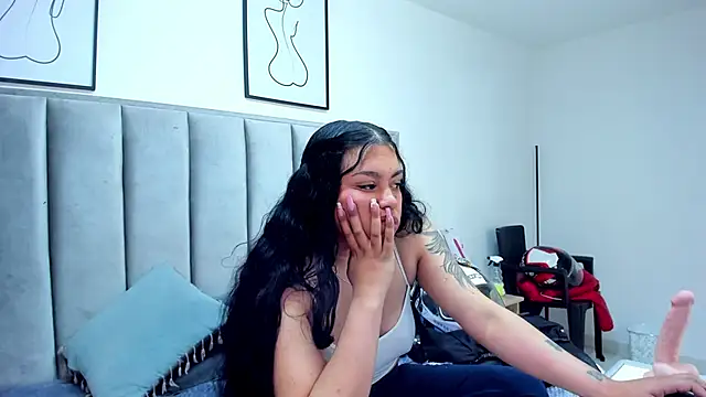 Kyla_Left live sex cam