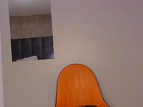 Doja_Peach live sex cam