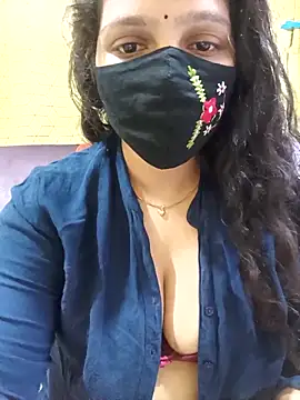 Rising_Smiler live sex cam