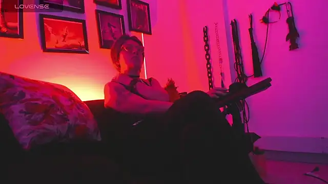 MistressNyx_cg live sex cam