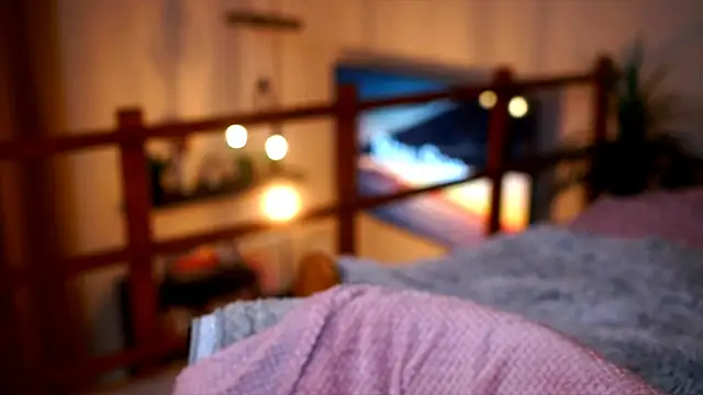 Emilyvanroessel live sex cam