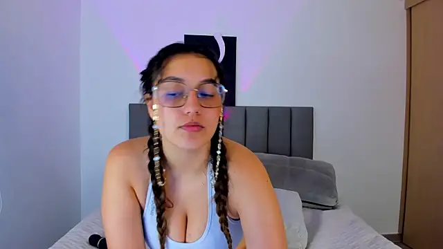 nataliepeterson live sex cam