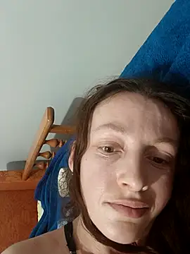 AlisKiv live sex cam