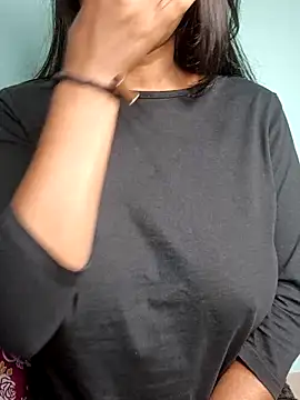 Ishu_Lovee live sex cam