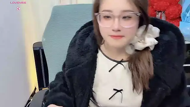 NEWONETO live sex cam