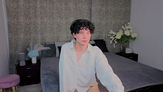 Cute_Mike live sex cam