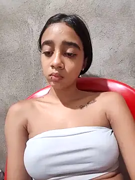 Zoe_Sweett18 live sex cam