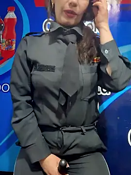 Alysson-- live sex cam