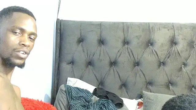 Dandelion_enigman live sex cam