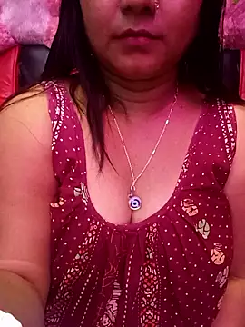 ella_mariya live sex cam