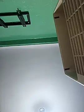 Sexy-girl live sex cam