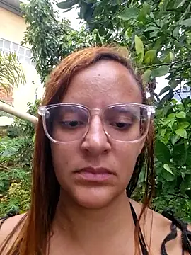 AliceRuivinha2 live sex cam