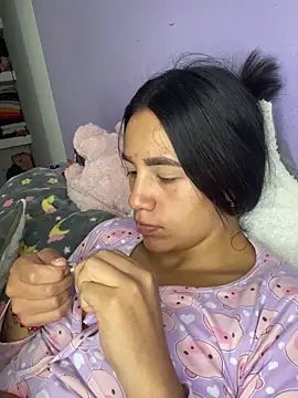 Marianahb-e live sex cam