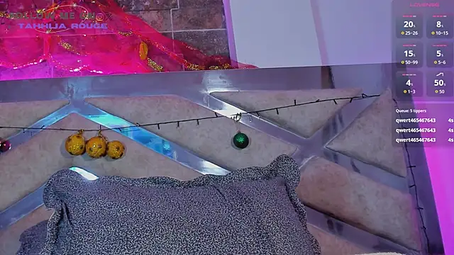 tahhlia_rouge live sex cam