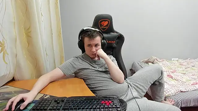 iliaskrislove live sex cam