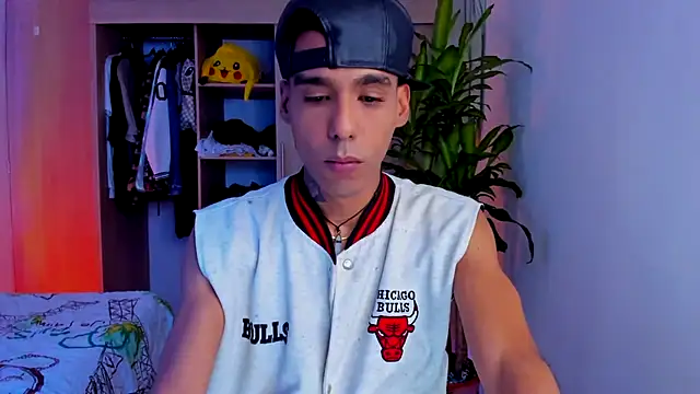 Damianwhite live sex cam