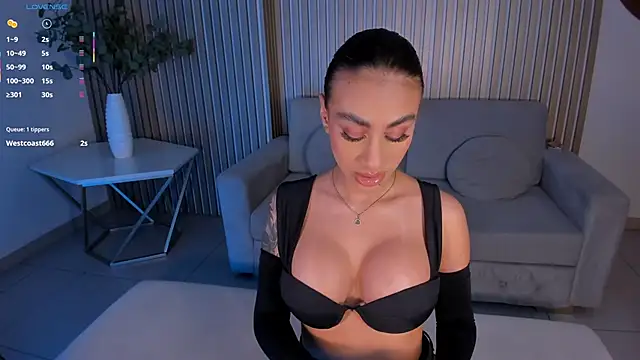 DannaCruz live sex cam