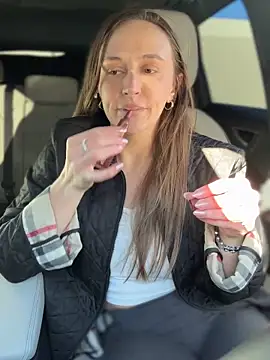 lunagirl13 live sex cam