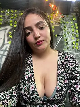 Juanita_Rojas live sex cam