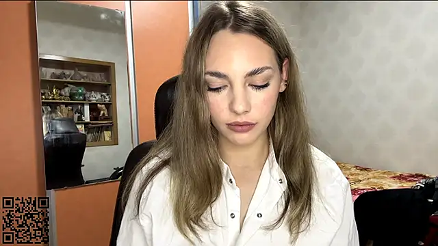 IlanaLafferty live sex cam