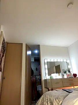 _laura_02 live sex cam