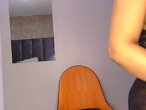 Doja_Peach live sex cam