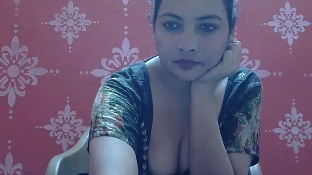 tripti2 live sex cam