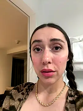 emiliasommer live sex cam