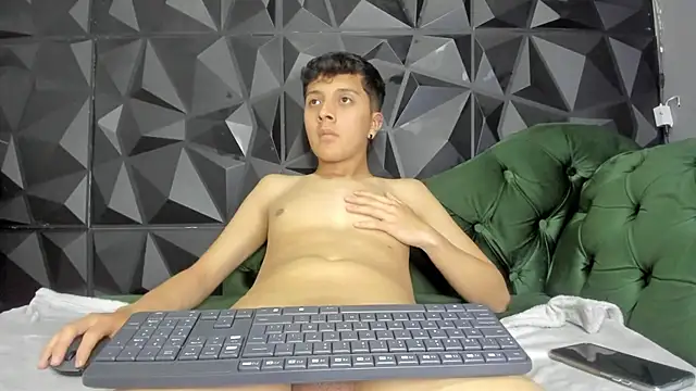 Davidtravell live sex cam