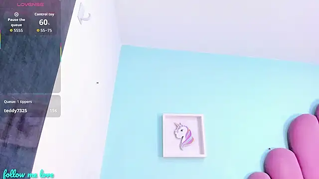 zyle_boobs live sex cam