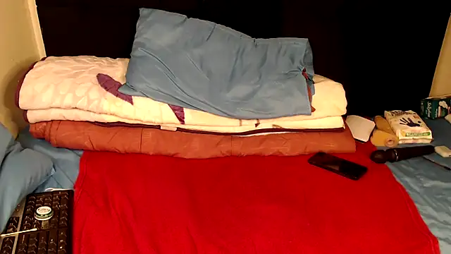 Busty-Londie live sex cam