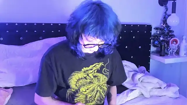 Ghosty_Doll live sex cam