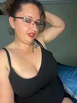 XADICTIVEX live sex cam