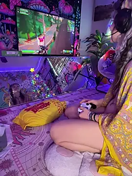 Cutiepiespanks live sex cam