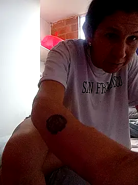 Cameron_puppy live sex cam