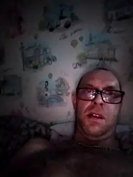 MaxDevilWhite live sex cam