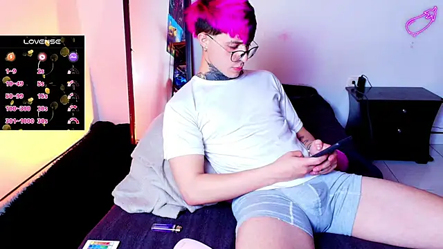 7_Saturno_7 live sex cam