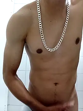 Novin4i20 live sex cam