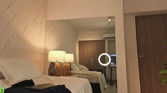 ava_blue live sex cam