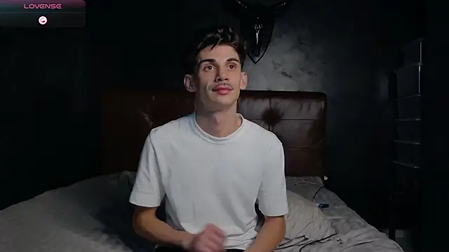 DanielCrush1 live sex cam