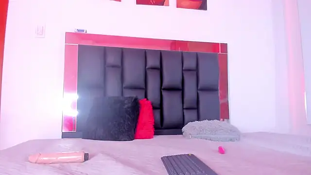 ValeryTs1 live sex cam