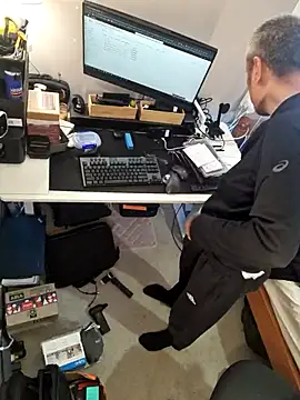 AmGuy23 live sex cam