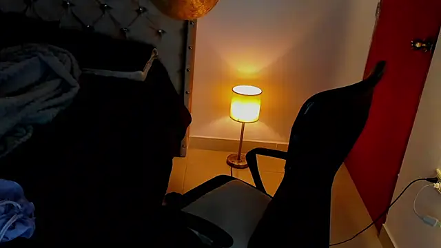 Andrew_wolf7 live sex cam