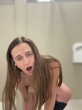 lunagirl13 live sex cam