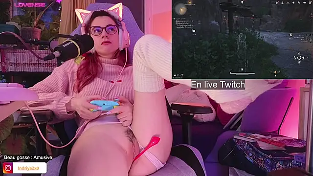 Indriya2x0 live sex cam
