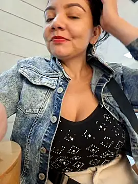 room_24funn live sex cam