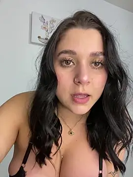 SophiaLaurens live sex cam